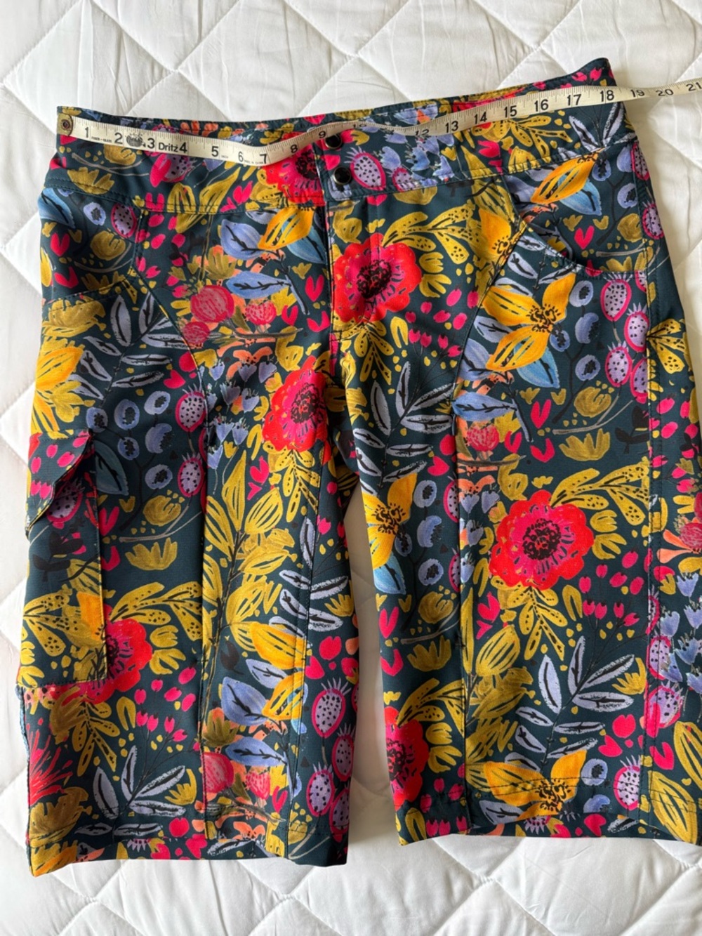 Shredly MTB Long 12 Mimi II Floral Cargo Shorts